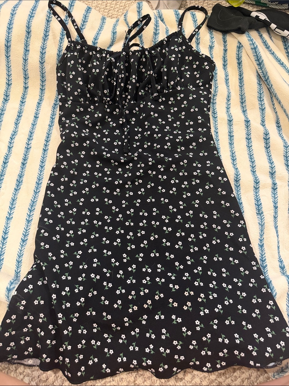 SHEIN Black Mini Dress with White Daisy Print